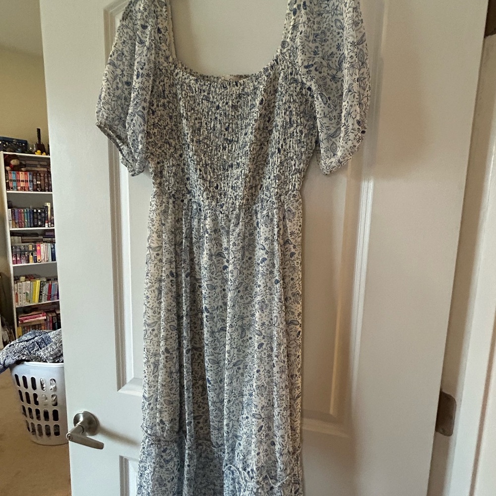Jessica Simpson Blue and White Midi Dress